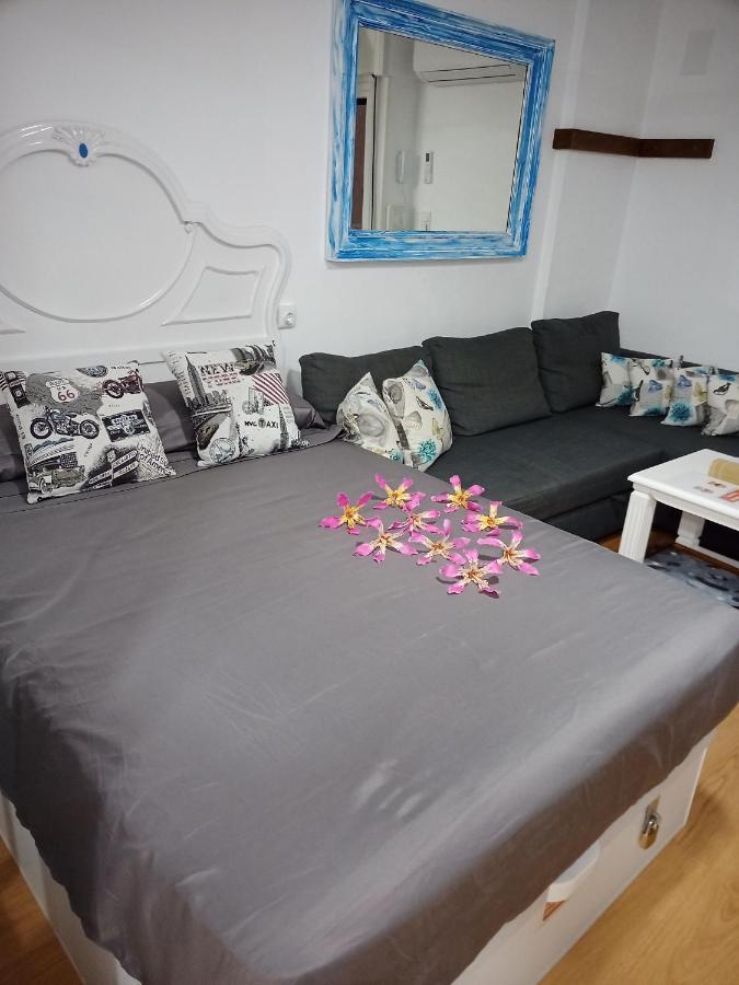 Sweet Home Benalmadena, Estudio Con Vistas Al Mar Y Excelente Conexion Wifi, Para No Fumadores, Con Piscinas, Sea Views, With Swimming Pools, Completely Renovated, Ideal For Older People, Bright With Morning Sun, No Smoking 外观 照片